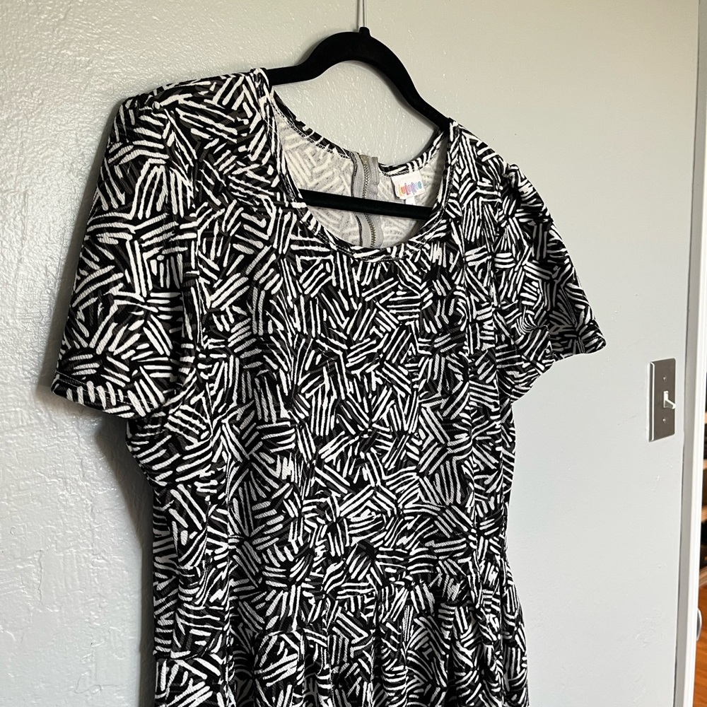 Lularoe Amelia Dress